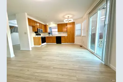 505 Edwards Court, Suisun City, CA 94585 - Photo 10