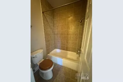 64 Manchester Drive, Fairfield, CA 94533 - Photo 12