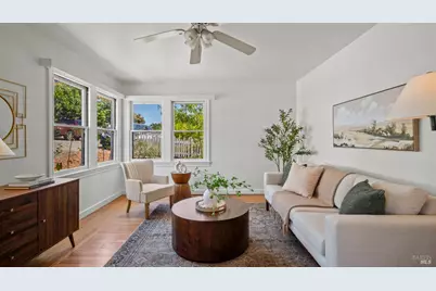 2 Grandview Avenue, Petaluma, CA 94952 - Photo 4