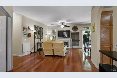 709 Palermo Drive, Suisun City, CA 94585 - Photo 6