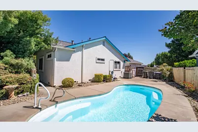 709 Palermo Drive, Suisun City, CA 94585 - Photo 34