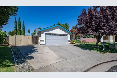 709 Palermo Drive, Suisun City, CA 94585 - Photo 4