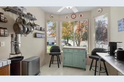 709 Palermo Drive, Suisun City, CA 94585 - Photo 22