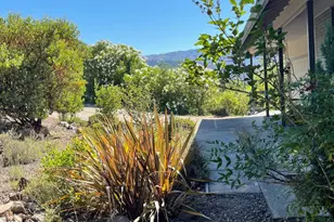 496 Oak Brook Ct, Santa Rosa, CA 95409 - Photo 2