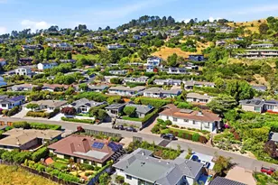686 Hawthorne Dr, Tiburon, CA 94920 - Photo 52