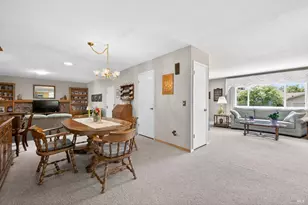 274 Beech Ave, Santa Rosa, CA 95409 - Photo 20