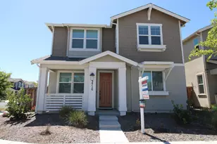 2716 Amora Cir, Santa Rosa, CA 95407 - Photo 2