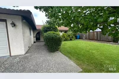 114 Shelley Drive, Vallejo, CA 94591 - Photo 2