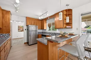 411 Valle Vista Ave, Vallejo, CA 94590 - Photo 18