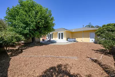 555 Arthur Street, Novato, CA 94947 - Photo 22