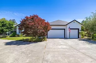 612 Benjamins Ct, Santa Rosa, CA 95409 - Photo 8