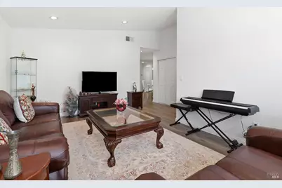 4317 Grandview Way, Rohnert Park, CA 94928 - Photo 6