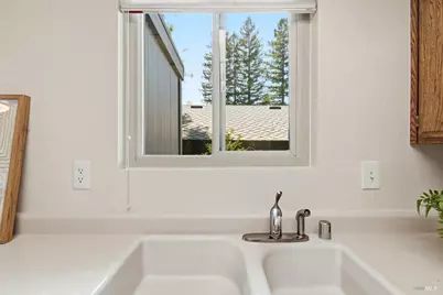 300 Los Alamos Road #104, Santa Rosa, CA 95409 - Photo 12