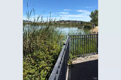 81 Scottsdale Way, Novato, CA 94947 - Photo 26