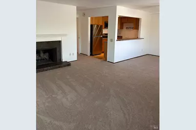 81 Scottsdale Way, Novato, CA 94947 - Photo 6