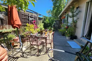 995 Sunset Pkwy, Novato, CA 94949 - Photo 2