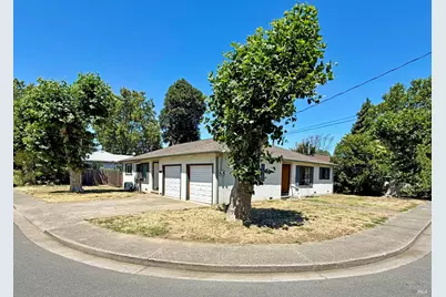404 Plum Street, Ukiah, CA 95482 - Photo 1
