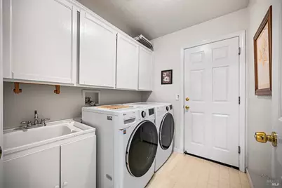9139 Piccadilly Circle, Windsor, CA 95492 - Photo 44