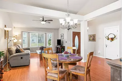 9139 Piccadilly Circle, Windsor, CA 95492 - Photo 8