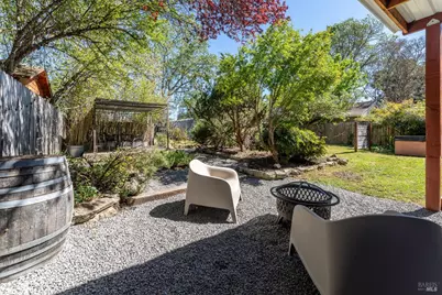 955 N Pine Street, Ukiah, CA 95482 - Photo 28