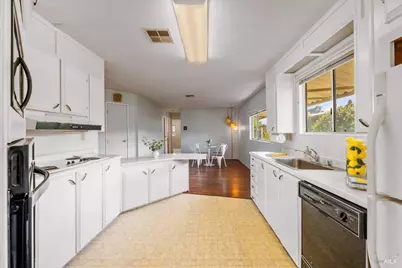 243 Parque Cabana Court, Rohnert Park, CA 94928 - Photo 10