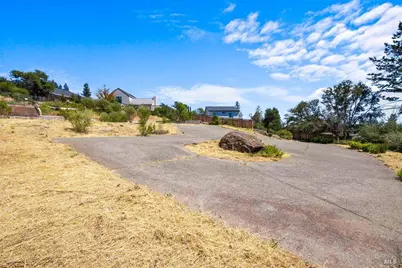 3687 Wyndemere Circle, Santa Rosa, CA 95403 - Photo 14