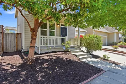 746 Fresno Avenue, Santa Rosa, CA 95407 - Photo 2