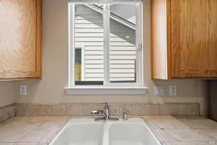 746 Fresno Ave, Santa Rosa, CA 95407 - Photo 10