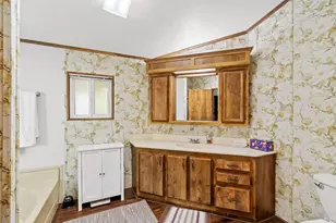 8009 Cliffrose St, Windsor, CA 95492 - Photo 22