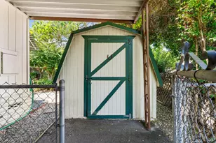 8009 Cliffrose St, Windsor, CA 95492 - Photo 38