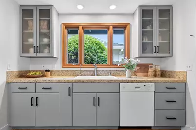 8135 Valentine Avenue, Sebastopol, CA 95472 - Photo 6