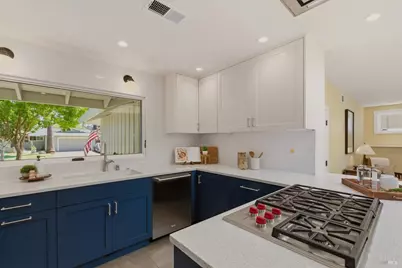 2512 Macgregor Court, Napa, CA 94558 - Photo 10
