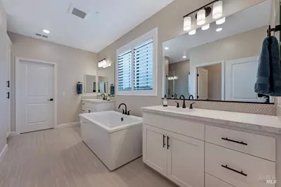 7447 Wendy Drive, Rohnert Park, CA 94928 - Photo 30