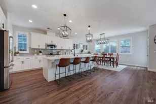 7447 Wendy Dr, Rohnert Park, CA 94928 - Photo 10
