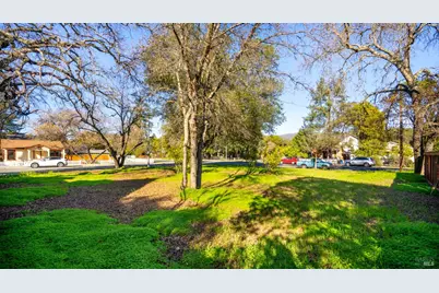 209 E 1st Street, Cloverdale, CA 95425 - Photo 8