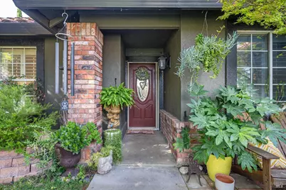 124 Pepperell Court, Vacaville, CA 95688 - Photo 2