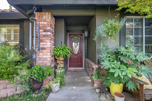 124 Pepperell Ct, Vacaville, CA 95688 - Photo 2