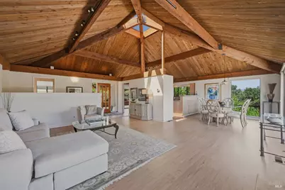 12 Tilden Circle, San Rafael, CA 94901 - Photo 2