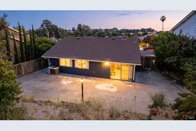 740 Coral Ridge Circle, Rodeo, CA 94572 - Photo 2