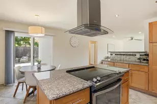 5 Eastside Cir, Petaluma, CA 94954 - Photo 16