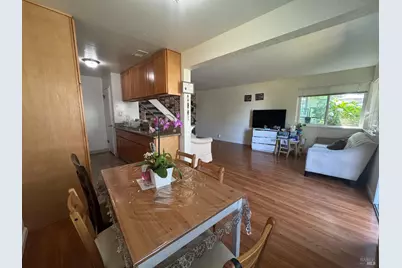 327 Bahia Lane, San Rafael, CA 94901 - Photo 8