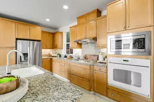 438 E Poplar St, Vallejo, CA 94592 - Photo 22
