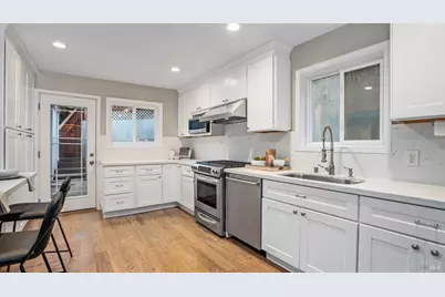 5595 Estates Drive, Oakland, CA 94618 - Photo 22