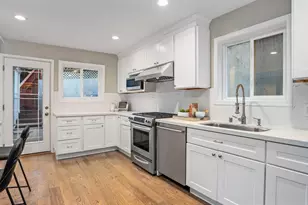 5595 Estates Dr, Oakland, CA 94618 - Photo 22