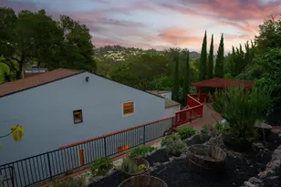 5595 Estates Dr, Oakland, CA 94618 - Photo 34