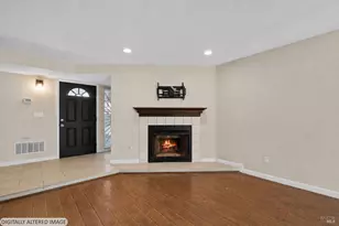 299 Shasta Dr, Vacaville, CA 95687 - Photo 10