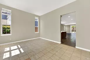 371 Mountain Meadows Dr, Fairfield, CA 94534 - Photo 8