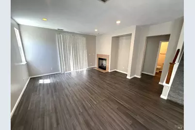 371 Mountain Meadows Drive, Fairfield, CA 94534 - Photo 4