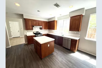 371 Mountain Meadows Drive, Fairfield, CA 94534 - Photo 2