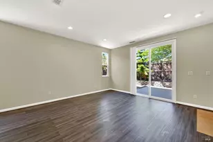 371 Mountain Meadows Dr, Fairfield, CA 94534 - Photo 10